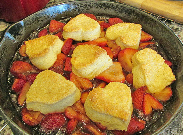 Strawberries and bread in a pan