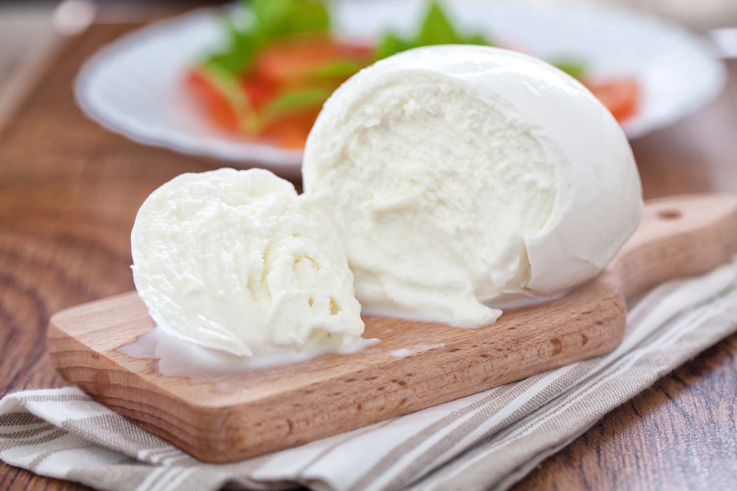 Mozzarella Cheese Making Recipe (Cultured)